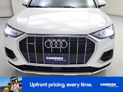 White 2021 Audi Q3 Premium