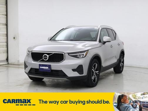 2023 Volvo XC40 B5 Core