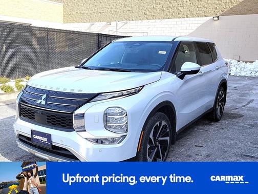 2023 Mitsubishi Outlander SE