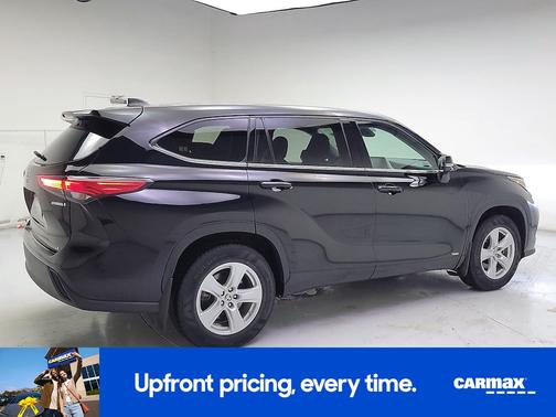 2022 Toyota Highlander Hybrid LE