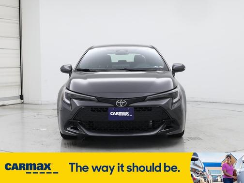 2024 Toyota Corolla Hatchback SE