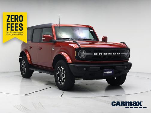 Red 2023 Ford Bronco Outer Banks