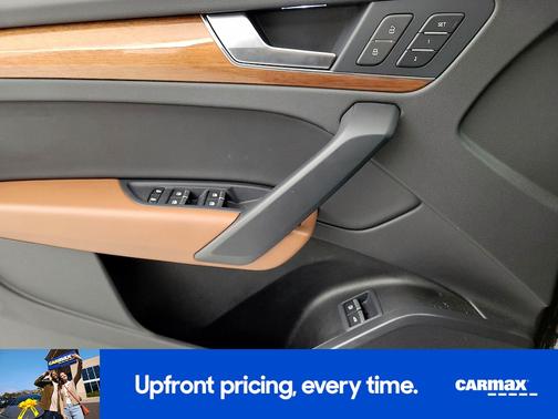 2024 Audi Q5 S-Line Premium