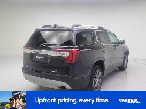 Black 2023 GMC Acadia SLT