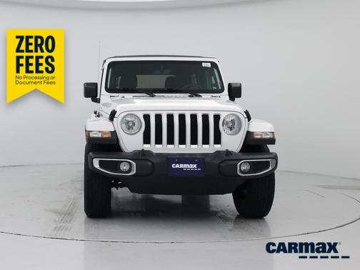 White 2022 Jeep Wrangler Unlimited Sahara