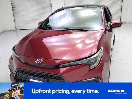 Red 2022 Toyota Corolla SE