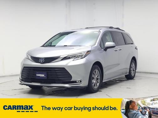 2021 Toyota Sienna XLE