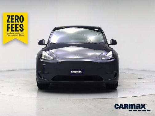 Gray 2023 Tesla Model Y Long Range