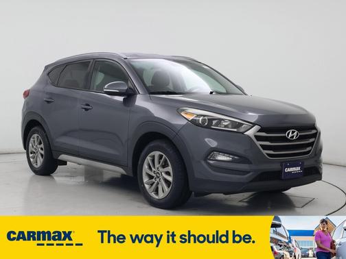 2017 Hyundai TUCSON SE Plus