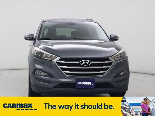 2017 Hyundai TUCSON SE Plus