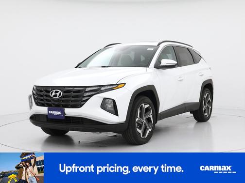 White 2023 Hyundai TUCSON SEL