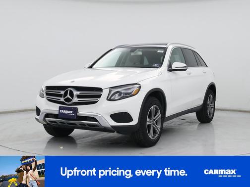 White 2019 Mercedes-Benz GLC 300