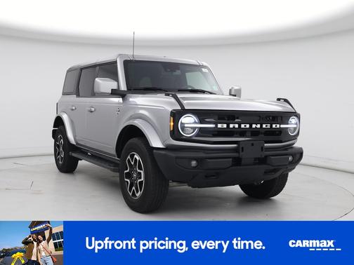 Silver 2024 Ford Bronco Outer Banks