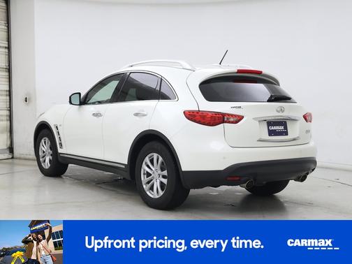 2017 INFINITI QX70 