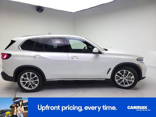 White 2021 BMW X5 xDrive40i