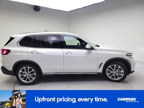 White 2021 BMW X5 xDrive40i