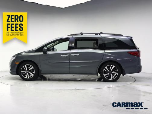 Green 2018 Honda Odyssey Elite