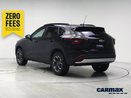 Black 2024 Chevrolet Trax LT