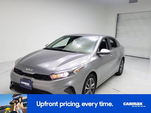 Gray 2023 Kia Forte LXS