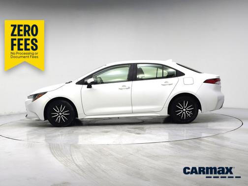 White 2021 Toyota Corolla LE