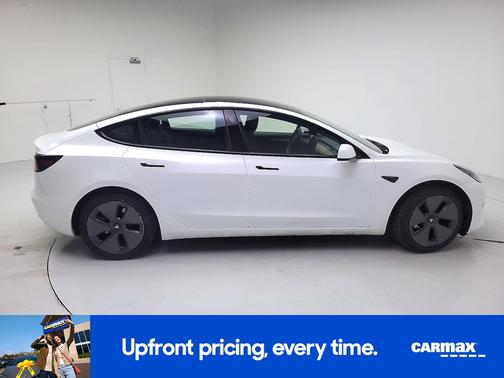White 2022 Tesla Model 3