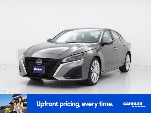 Gray 2023 Nissan Altima SL