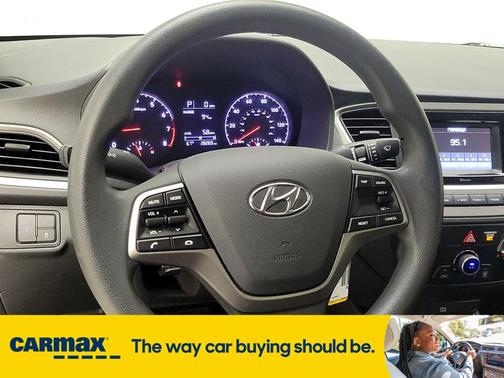 2019 Hyundai Accent SE