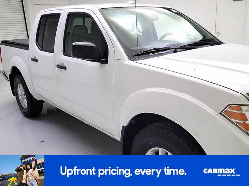 White 2018 Nissan Frontier SV