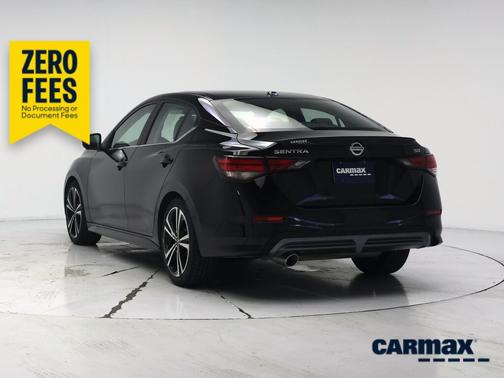 Black 2022 Nissan Sentra SR