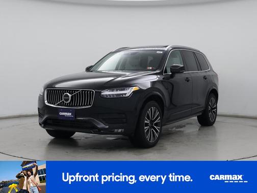 2022 Volvo XC90 T5 Momentum