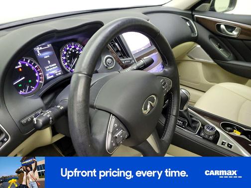 2017 INFINITI Q50 Premium