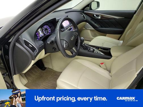 2017 INFINITI Q50 Premium