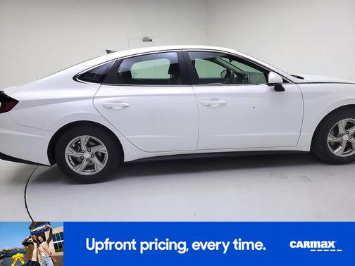 2021 Hyundai SONATA SE