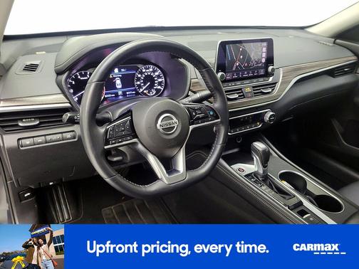 Blue 2019 Nissan Altima SL