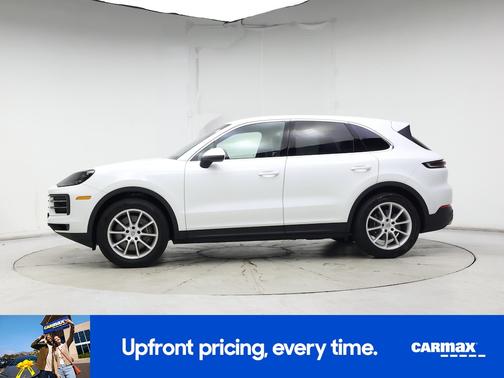 2024 Porsche Cayenne Base (Tiptronic)