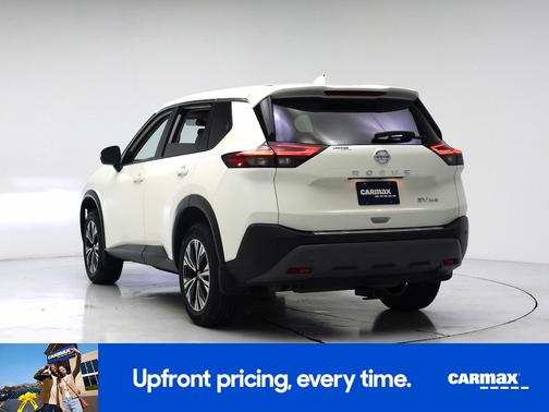 White 2021 Nissan Rogue SV