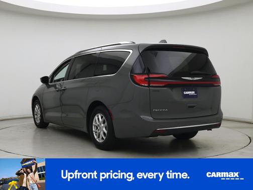 Gray 2021 Chrysler Pacifica Touring L