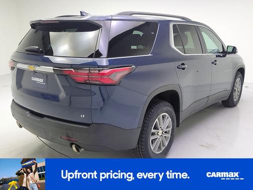 Blue 2023 Chevrolet Traverse LT Cloth