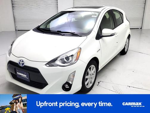 White 2015 Toyota Prius c Four