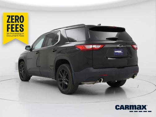 Black 2021 Chevrolet Traverse LT Cloth