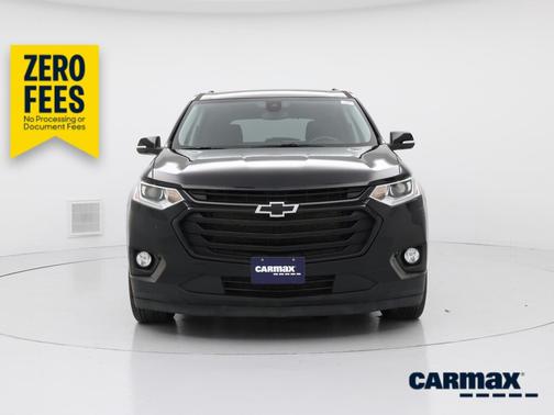 Black 2021 Chevrolet Traverse LT Cloth