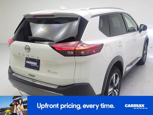 White 2023 Nissan Rogue SL