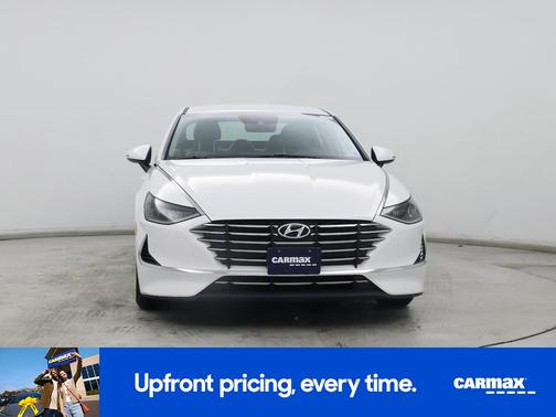 2022 Hyundai SONATA SE