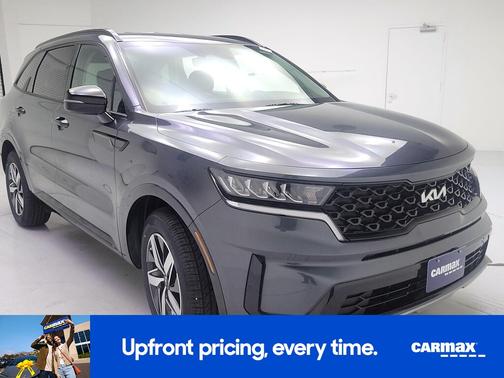 Gray 2023 Kia Sorento S