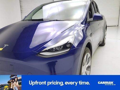 Blue 2023 Tesla Model Y Performance