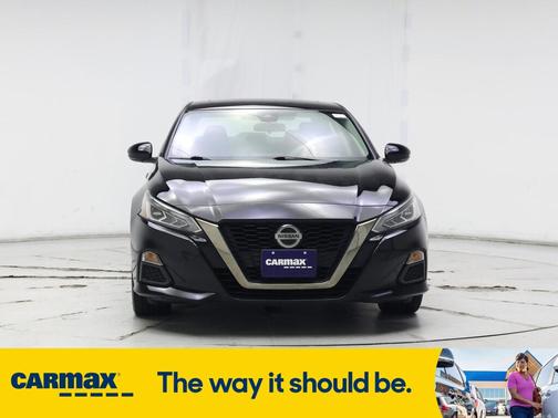 2020 Nissan Altima SR