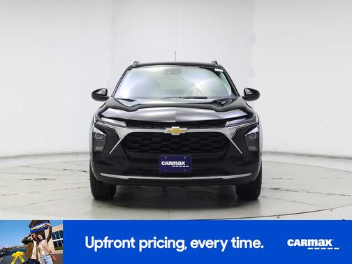 Black 2025 Chevrolet Trax LT