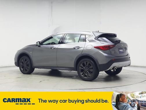 2018 INFINITI QX30 Premium