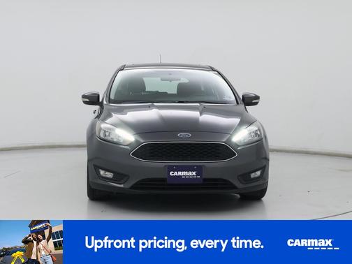 Gray 2017 Ford Focus SEL
