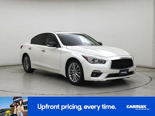 White 2019 INFINITI Q50 Luxe